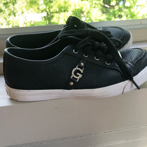 Black Guess Sneakers - Picture 3 of 6